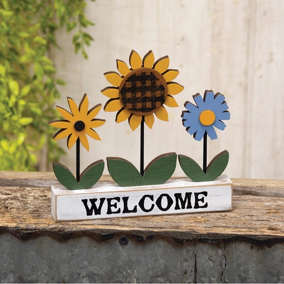 *Welcome Triple Flower Shelf Sitter - Picture 12 of 14